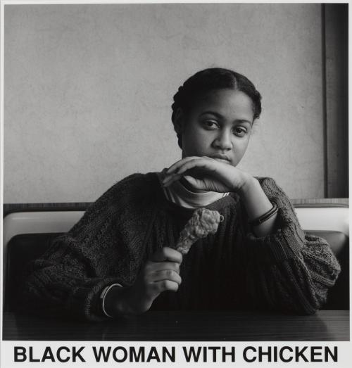 El pollo frito en la obra de Carrie Weems como estereotipo del racismo