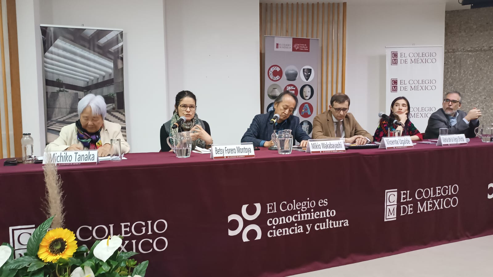 Betsy Forero participó en el simposio Cambios políticos, económicos y sociales en México y Japón de 1974 a 2024