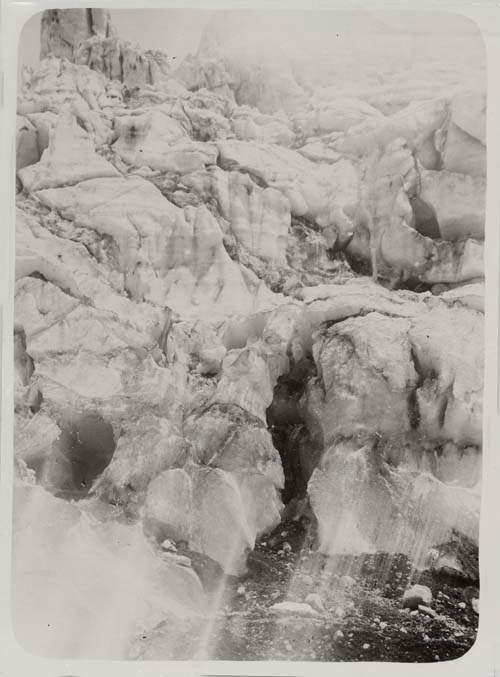 Figura_2_Gente_Glaciar
